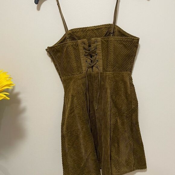 NWOT Urban Outfitters Kenzie mini dress size XS
Corduroy 
Lace-back - Picture 2 of 7